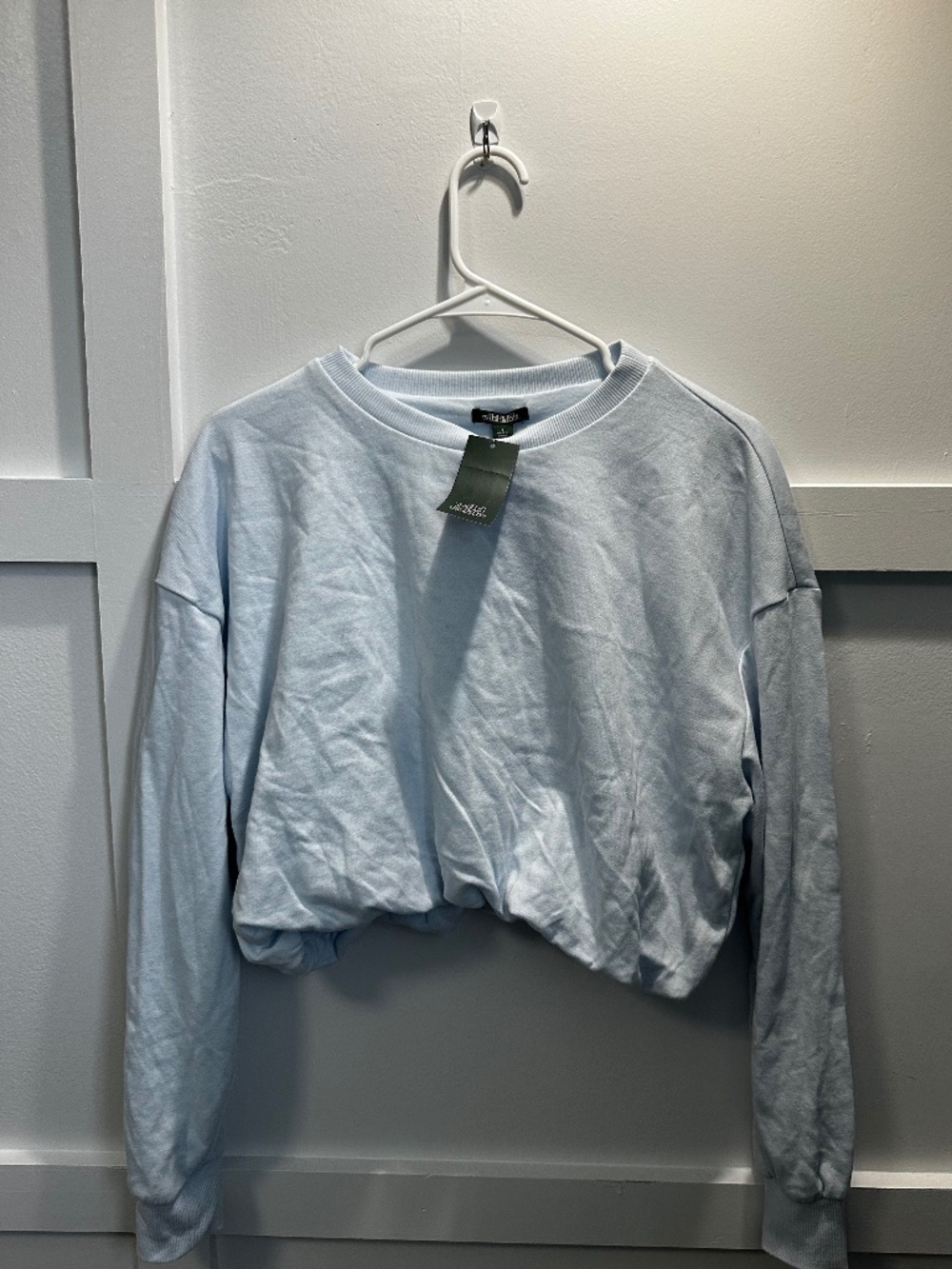NWT Wild Fable Cropped Bubble Hem Light Blue Sweatshirt Sz S